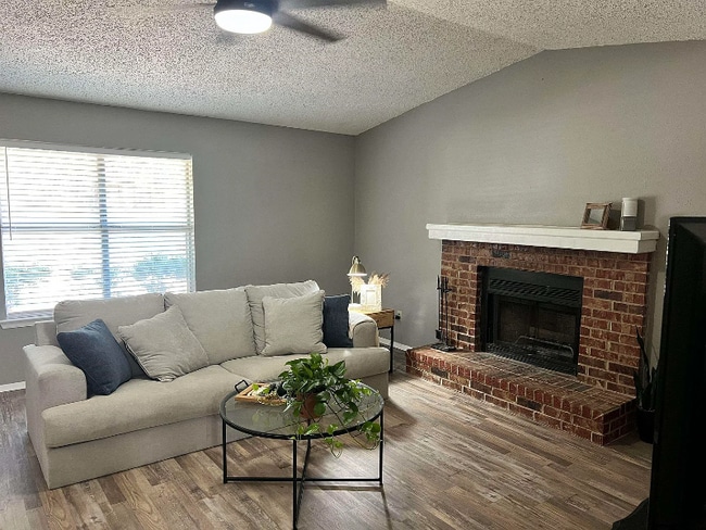 3711 Pratt Ln in Longview, TX - Building Photo - Building Photo