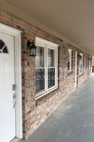 189 Cedar Point Rd in Johnson City, TN - Building Photo