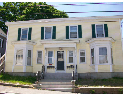 37 Arlington St in Lowell, MA - Foto de edificio