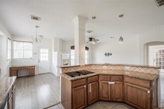3807 Abalone Cove in Missouri City, TX - Foto de edificio - Building Photo