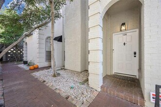 3605 Brown St in Dallas, TX - Building Photo - Building Photo