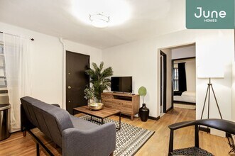 120 W 71st St-Unit -1R in New York, NY - Building Photo - Building Photo