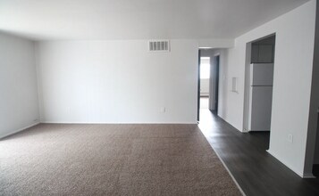 1800 Fenton St in Lakewood, CO - Building Photo - Building Photo