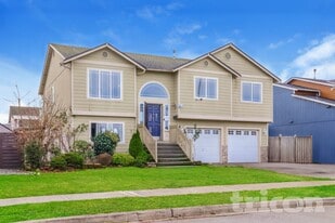 4518 S 79th St in Tacoma, WA - Building Photo