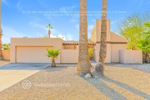 1565 W Irisado Cir in Mesa, AZ - Building Photo