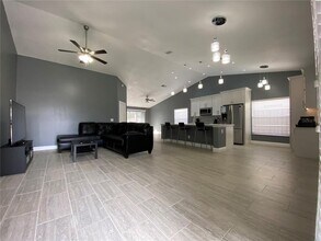 1516 Crosswind Cir in Orlando, FL - Building Photo - Building Photo