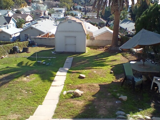 6200 St Albans St, Unit Studio in Los Angeles, CA - Foto de edificio - Building Photo