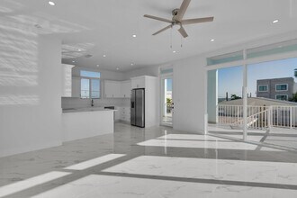 31368 Ave I in Big Pine Key, FL - Building Photo - Building Photo