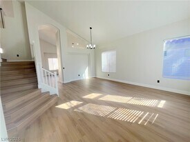 376 Blackstone River Ave in Las Vegas, NV - Building Photo