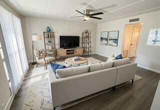 7110 E Continental Dr, Unit UNIT 1021 in Scottsdale, AZ - Building Photo - Building Photo