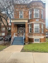 7321 S Coles Ave in Chicago, IL - Building Photo