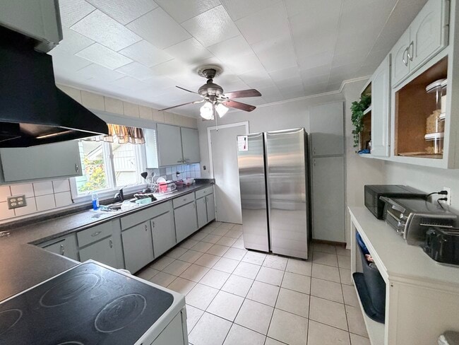 1202 Churchill Ave in Utica, NY - Building Photo - Building Photo
