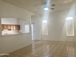 3305 Mike Godwin Dr in El Paso, TX - Building Photo - Building Photo