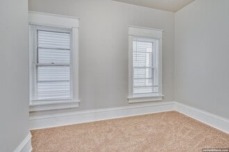 328 Parkway Ave in Oshkosh, WI - Building Photo - Building Photo