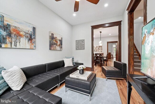 property at 722 13TH St SE