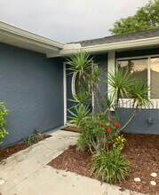 7570 Berwick St in North Port, FL - Building Photo - Building Photo