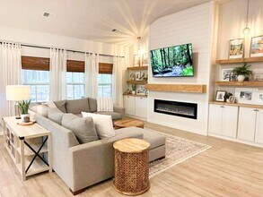 2022 Nola Run in Summerville, SC - Foto de edificio - Building Photo