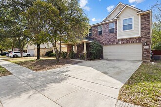 4914 Roan Brook in San Antonio, TX - Building Photo - Building Photo