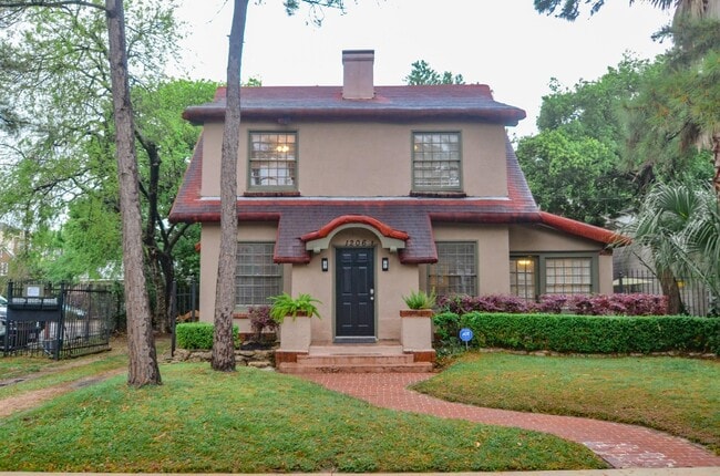 property at 1206 Missouri St