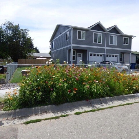 2213 S 9th St W in Missoula, MT - Building Photo