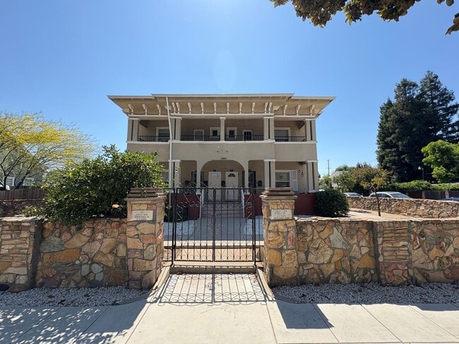 property at 336 N Broadway