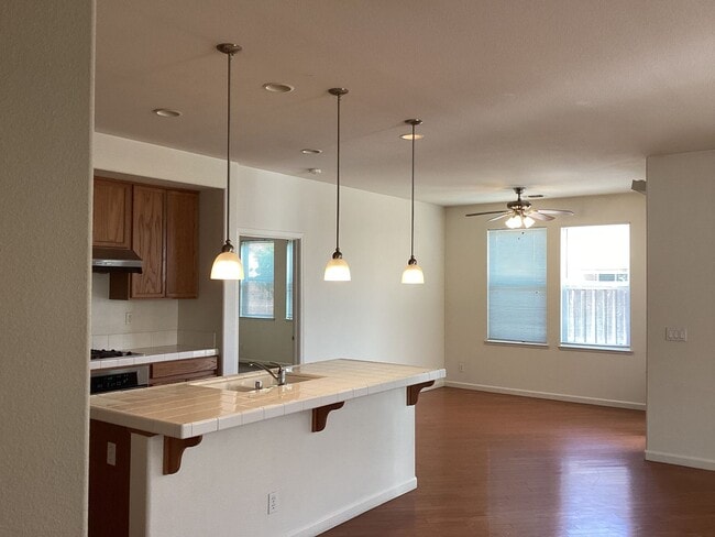 5162 W Home Ave in Fresno, CA - Building Photo - Building Photo