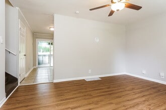 201 Beechwood Dr in Hueytown, AL - Foto de edificio - Building Photo