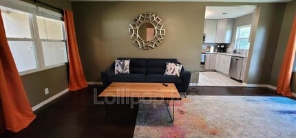 3425 Rebecca St in Houston, TX - Building Photo - Building Photo