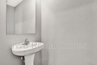 627 Blodgetts Ln in Jacksonville, FL - Building Photo - Building Photo