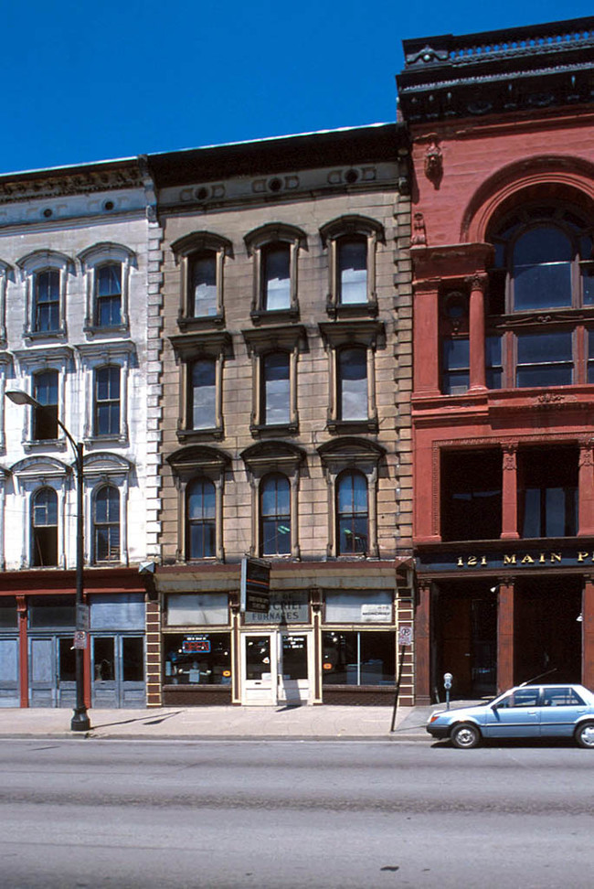 123 W Main St in Louisville, KY - Building Photo - Building Photo