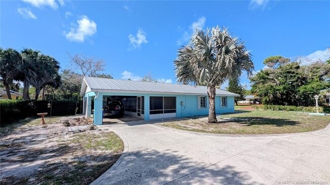 1097 NE Kubin Ave in Jensen Beach, FL - Building Photo - Building Photo