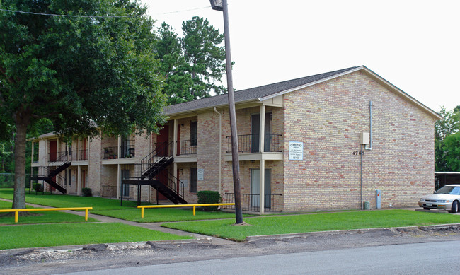 Odom Place in Beaumont, TX - Foto de edificio - Building Photo