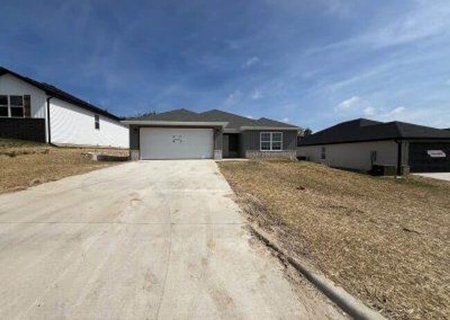 property at 722 Swiss Rd