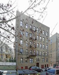 636 E 224th St in Bronx, NY - Building Photo - Building Photo