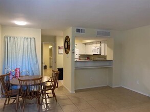 9827 Walnut St in Dallas, TX - Building Photo - Building Photo