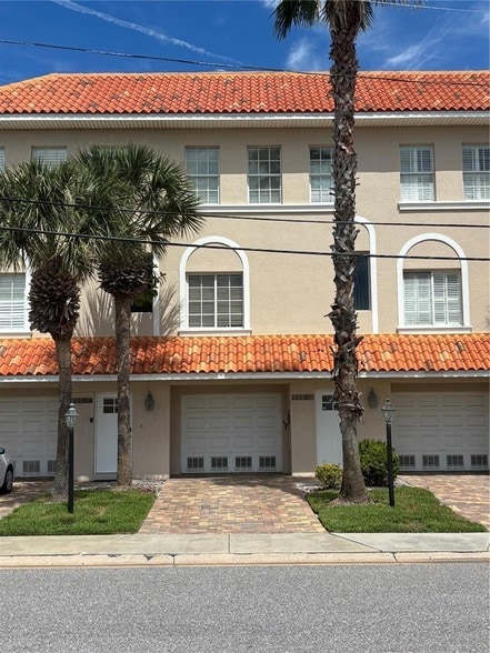 property at 200 Brightwater Dr