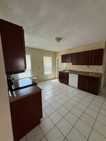 94 West St in Worcester, MA - Building Photo