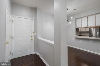 101 Watkins Pond Blvd, Unit 201A1 in Rockville, MD - Building Photo - Building Photo