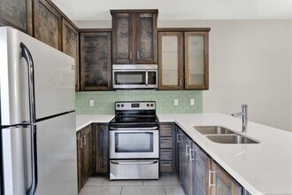 1014 Monaco Blvd in Laredo, TX - Building Photo - Building Photo