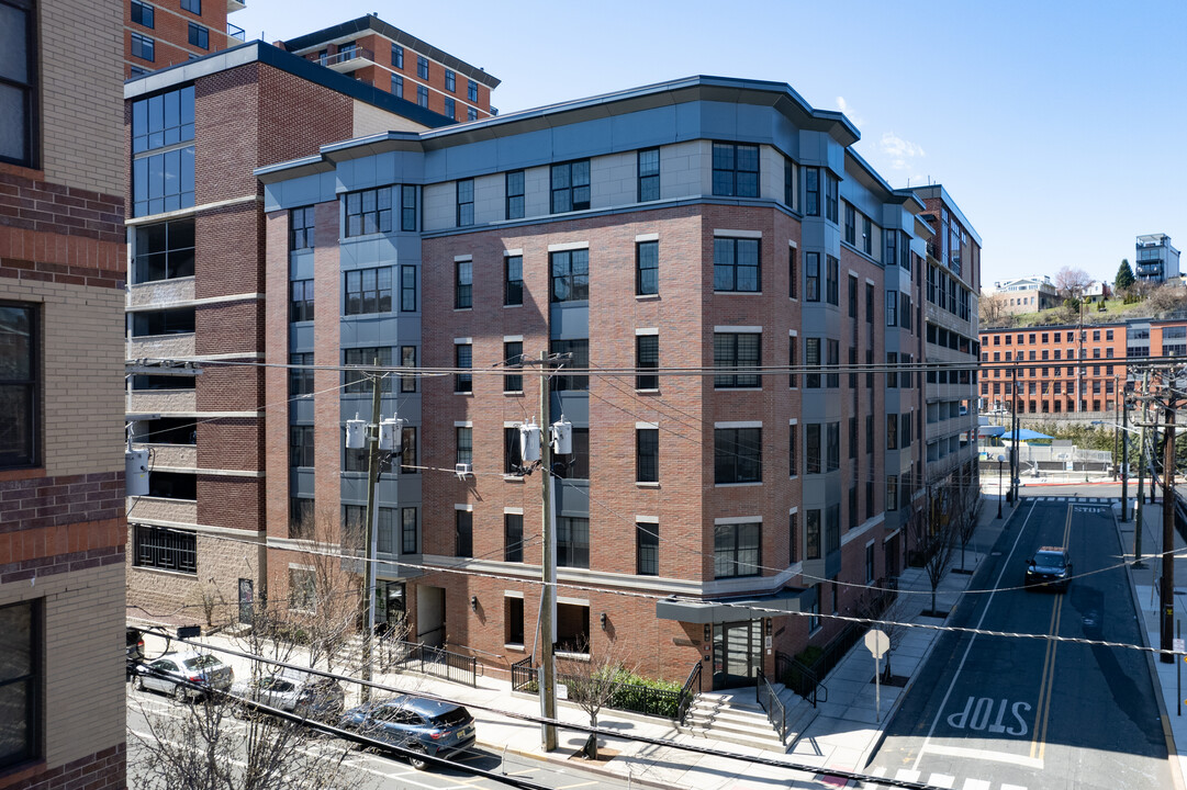 Harrison Flats in Hoboken, NJ - Building Photo