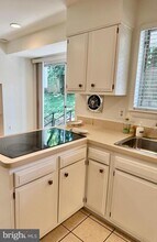 9124 Friars Rd in Bethesda, MD - Building Photo - Building Photo