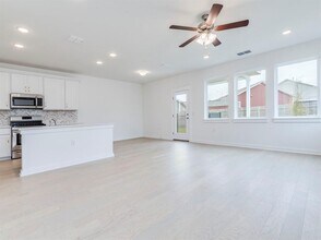 7209 Grenadine Bloom Bnd in Austin, TX - Building Photo - Building Photo