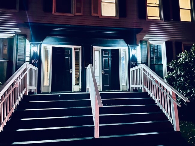 167 Broadway, Unit B