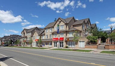 10 Cox Blvd in Markham, ON - Building Photo - Building Photo