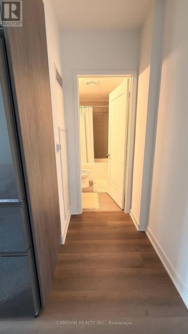 property at 121 Lower Sherbourne St