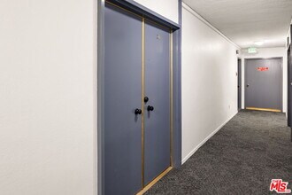 5625 Windsor Way in Culver City, CA - Building Photo - Building Photo