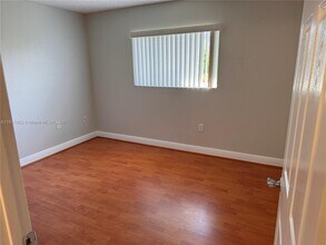 14900 SW 82nd Terrace in Miami, FL - Building Photo - Building Photo