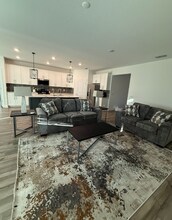 497 Firebush Dr in Nokomis, FL - Foto de edificio - Building Photo