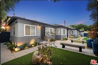 3032 Exposition Blvd in Santa Monica, CA - Building Photo - Building Photo