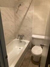 436 Steele Blvd in Baton Rouge, LA - Foto de edificio - Building Photo